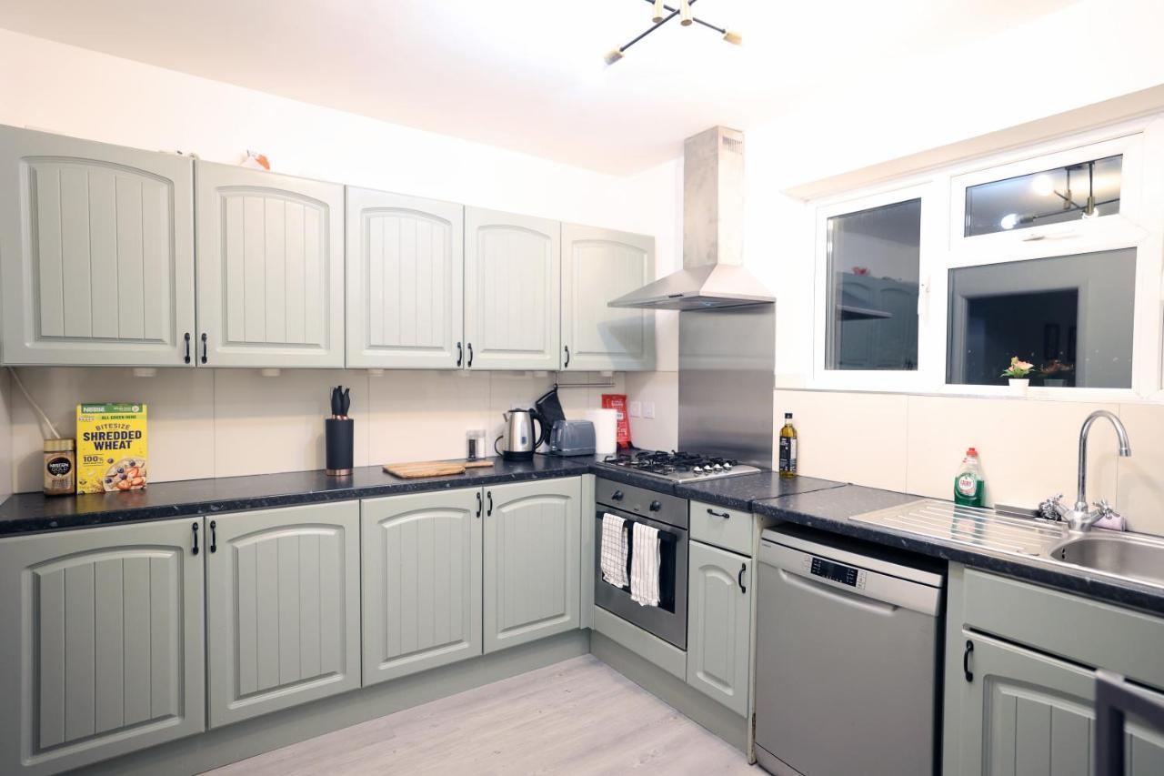 Bath City Skyline Spacious 3 Bed House For Family 外观 照片